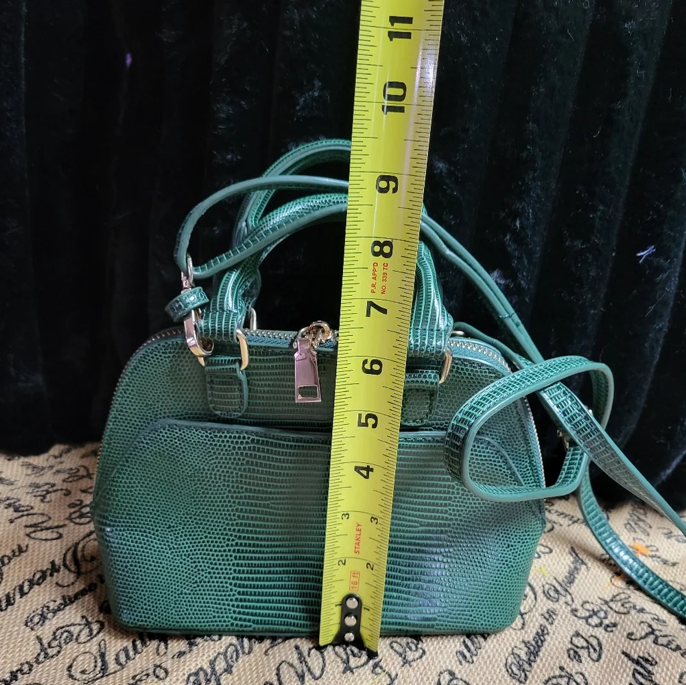 Madison west faux  snakeskin crossbody bag-green - Picture 3 of 11